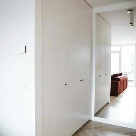 Breeze Flat, Self Ceck-in, Free Parking Apartment Wilna