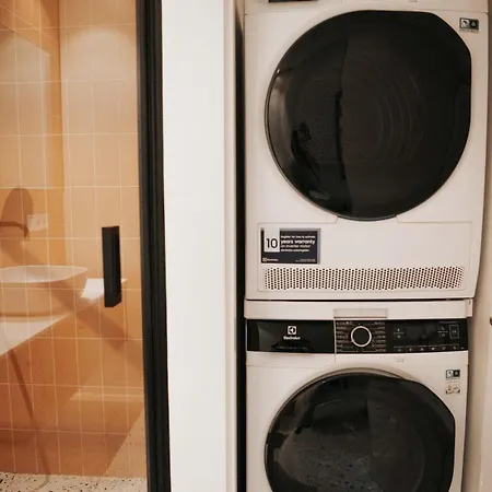 Breeze Flat, Self Ceck-in, Free Parking Апартаменты