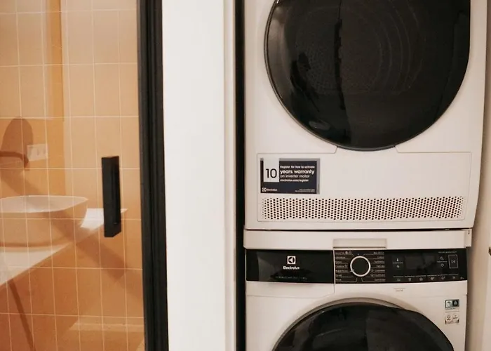 Breeze Flat, Self Ceck-in, Free Parking Апартаменты